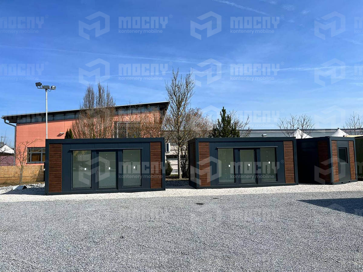 producent kontenerów handlowych